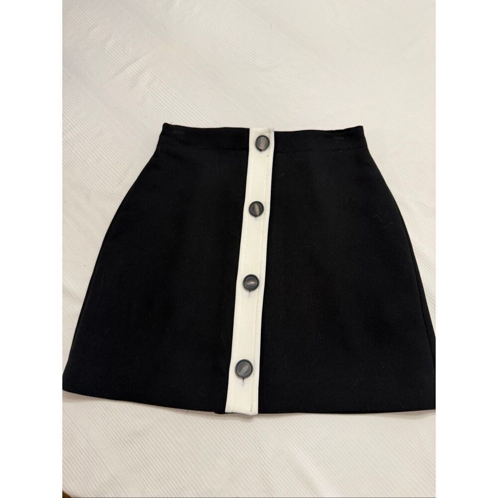 Kate Spade Black White Mini Skirt Size 2